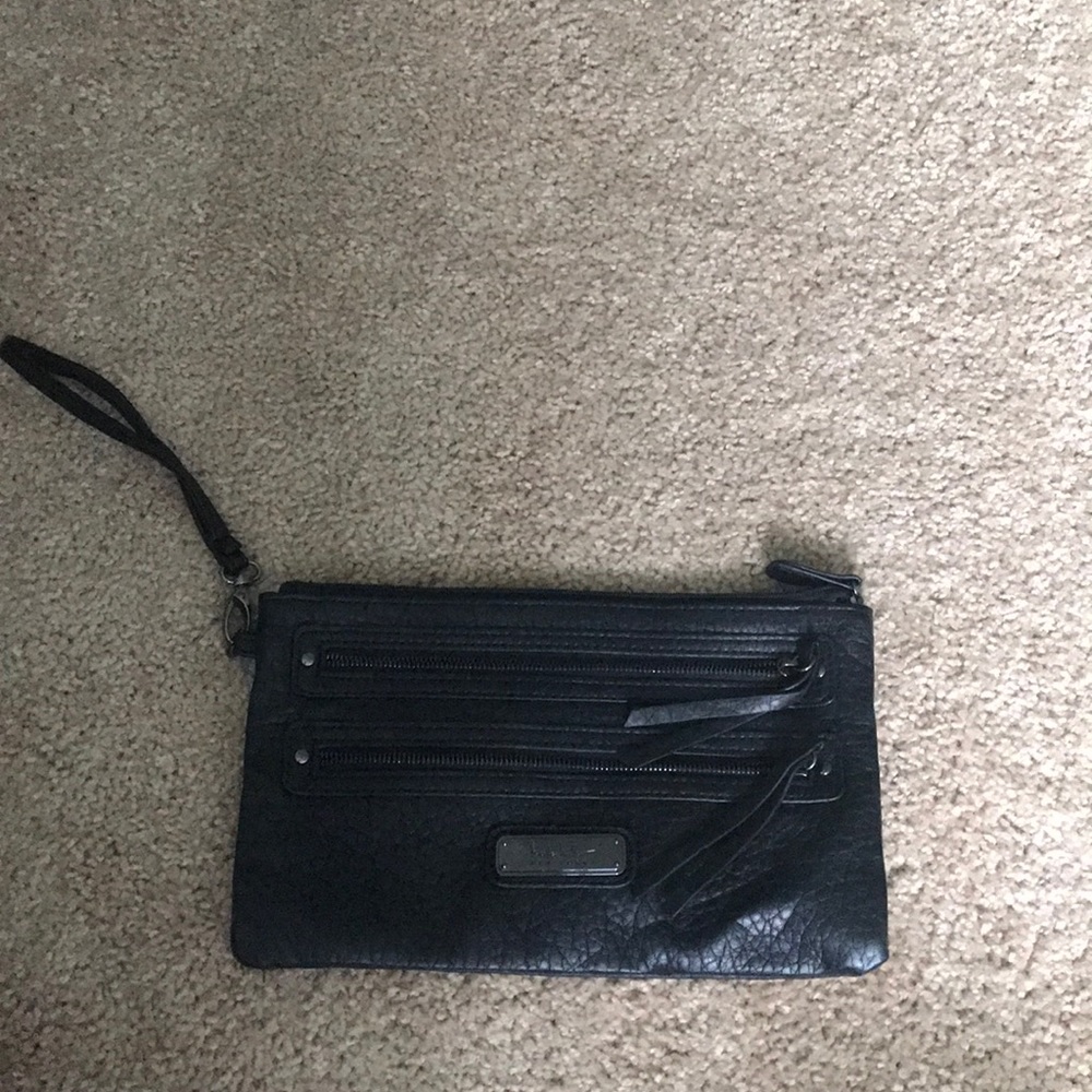Black wristlet
